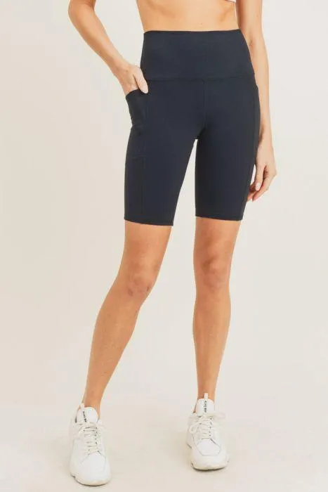 Tapered Band Essential Bermuda Highwaist Leggings